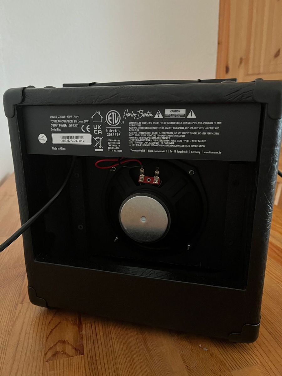 Amp Rig by uniday featuring Harley Benton HB-20R