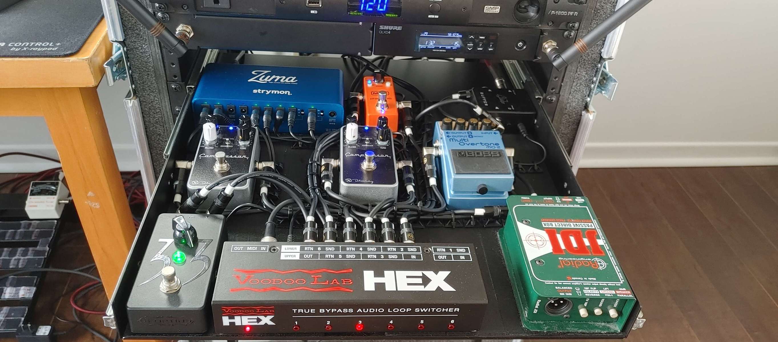 Metal Pedalboard by parhelia_0000 featuring Suhr Buffer, Strymon Zuma, and Radial JDI and 8 more pieces of gear