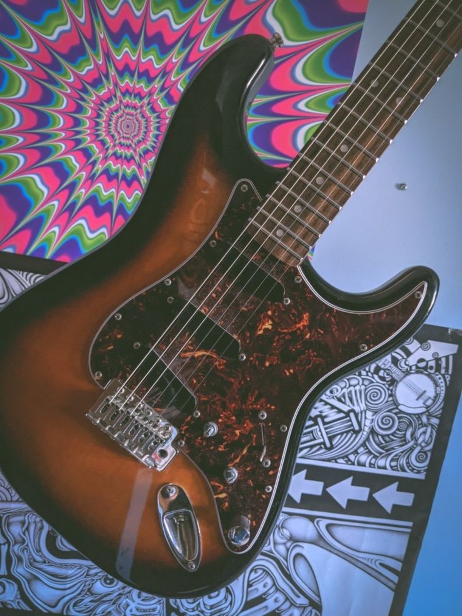 Music Gear Setup by xaviertwelve featuring Squier Bullet Stratocaster SSS