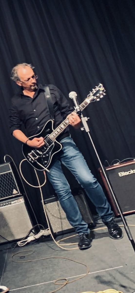Blackstar Live Rig by andrew_mcneill featuring Blackstar Artisan 15 and Duesenberg Paloma