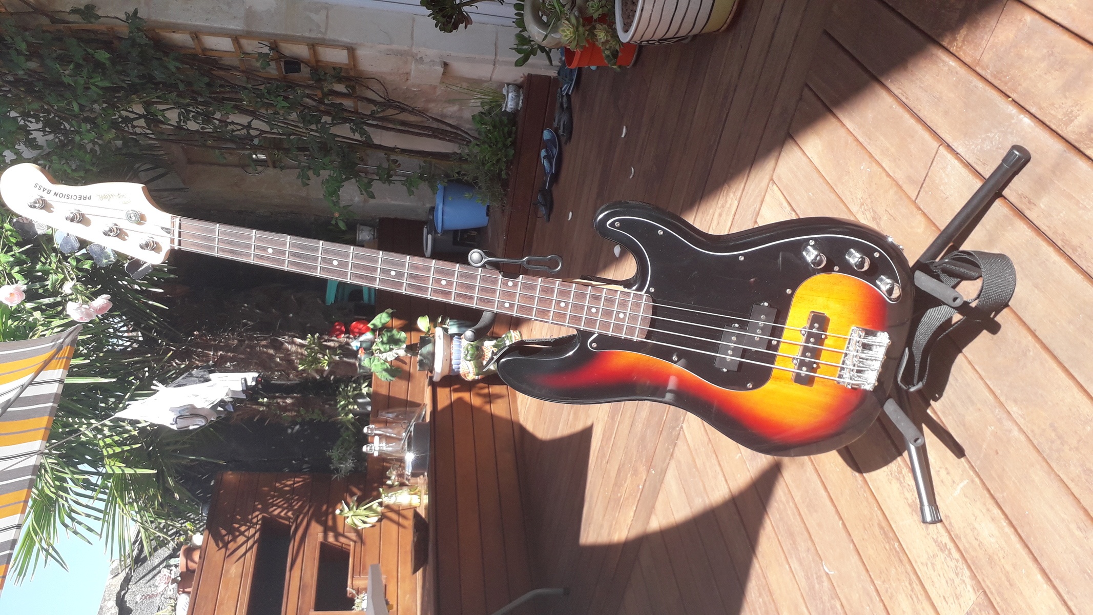 Music Gear Setup by xaffer featuring Squier Precision Affinity PJ