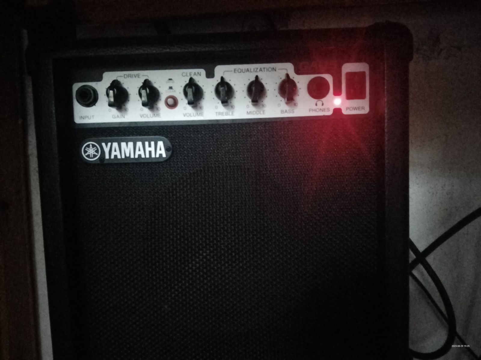 Amp Rig by mateod3_jess featuring Yamaha GA-15