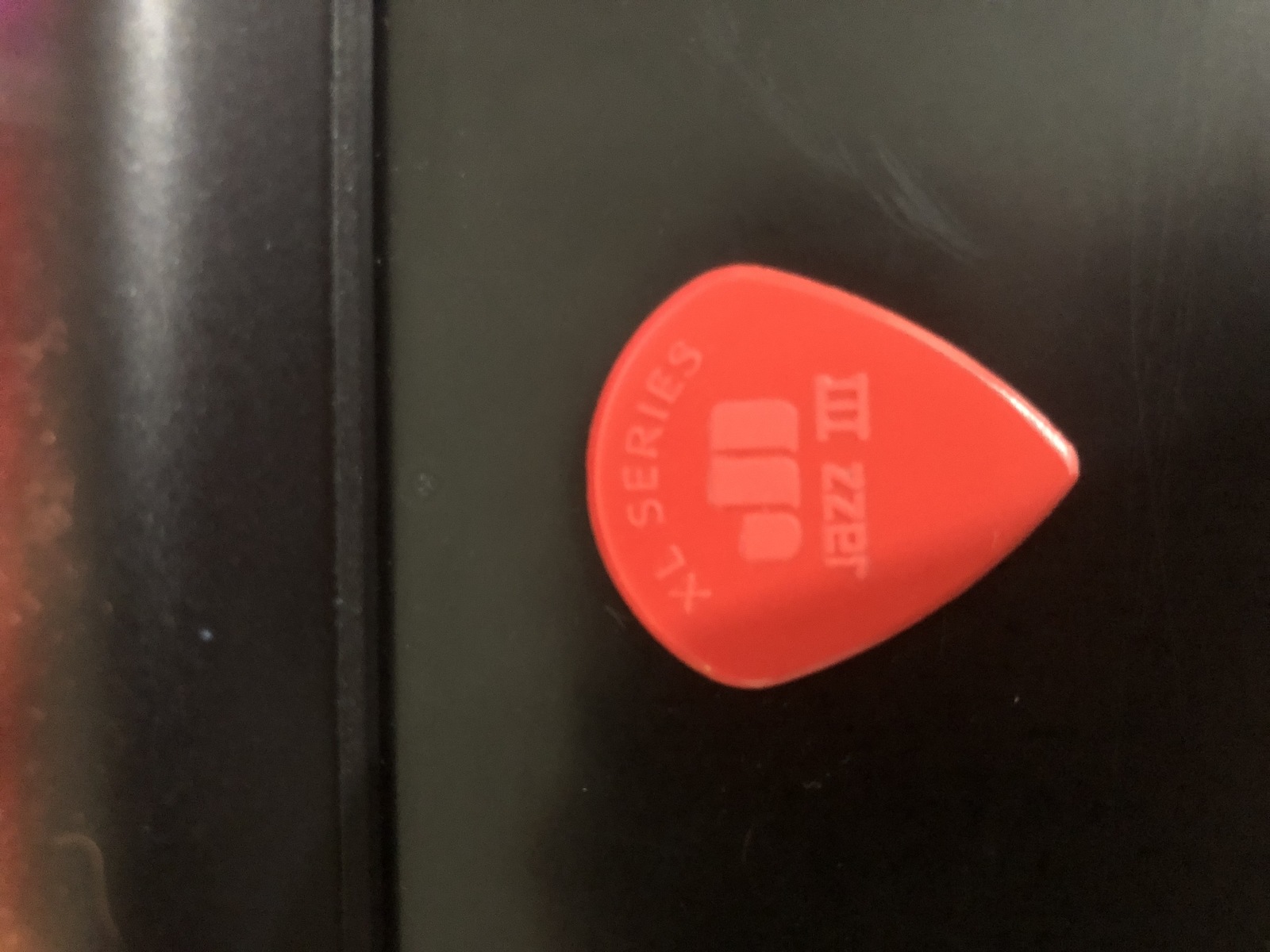 Music Gear Setup by luke23 featuring Dunlop Jazz III XL Nylon 1.38mm Guitar Picks - Red
