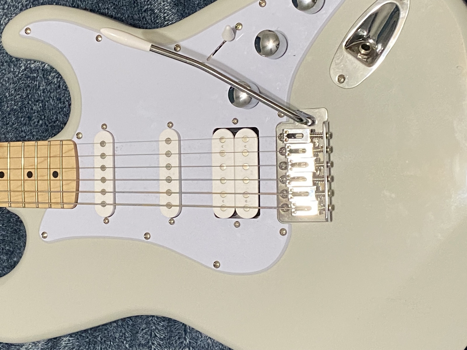 Music Gear Setup by cookie17 featuring Kramer Focus VT-211S