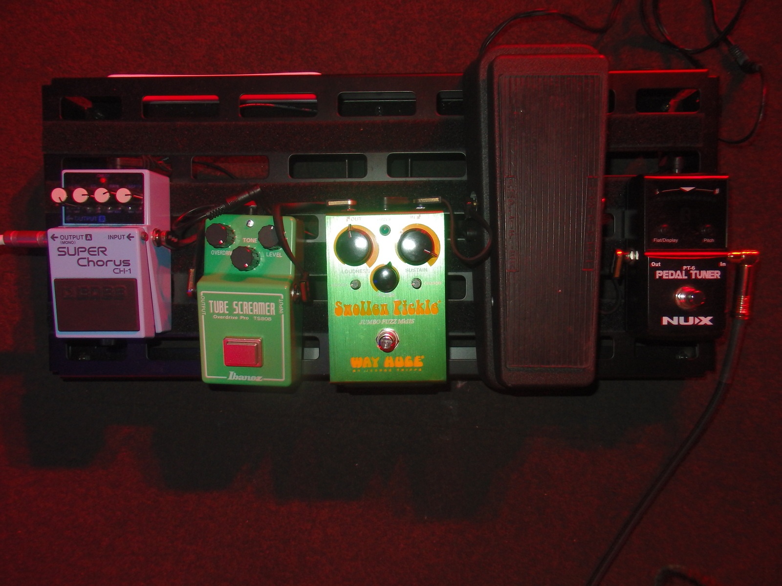 Metal Music Gear Setup by oliver_martin featuring Ibanez TS808 Tube Screamer, Boss CH-1 Super Chorus, and Way Huge Swollen Pickle MkIIS and 2 more pieces of gear