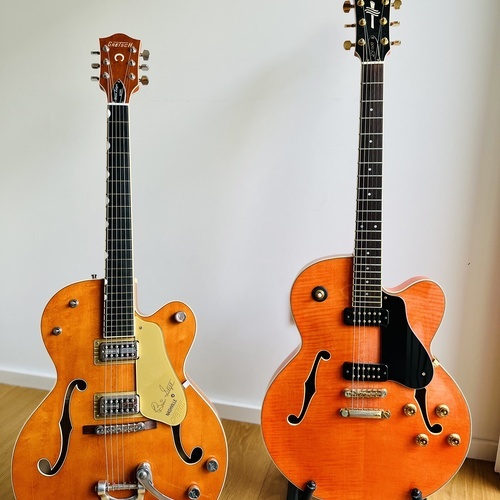 Photo of Yamaha AES1500 and more gear in a guitar