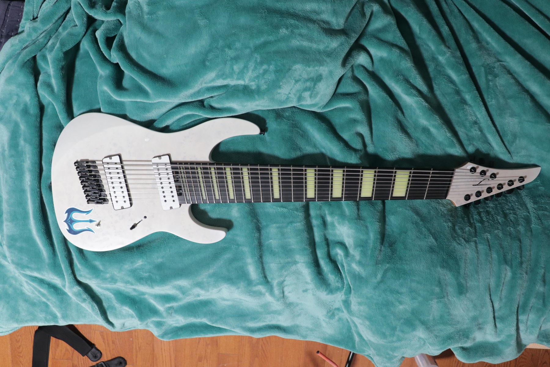 Studio Setup by wintermintp featuring Legator LM-9 Lucas Mann Signature 9 string