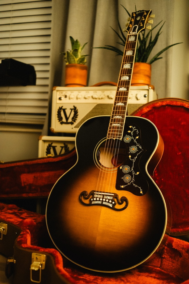 Music Gear Setup by lazarus featuring Gibson SJ-200 Original