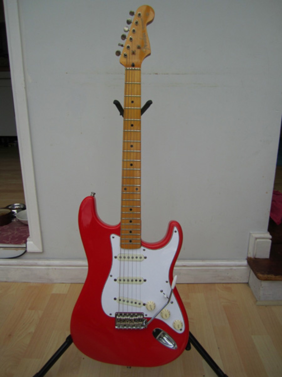 Music Gear Setup by mxpressuk featuring Fender Stratocaster Electric Guitar
