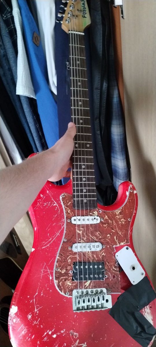 Music Gear Setup by skytimesfive featuring Harley Benton ST-20 Standard Series