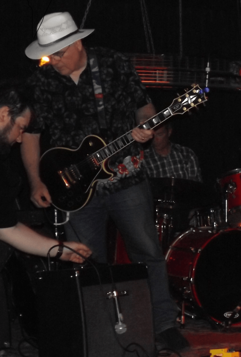 Music Gear Setup by richardheisler featuring Gibson Les Paul Custom Electric Guitar