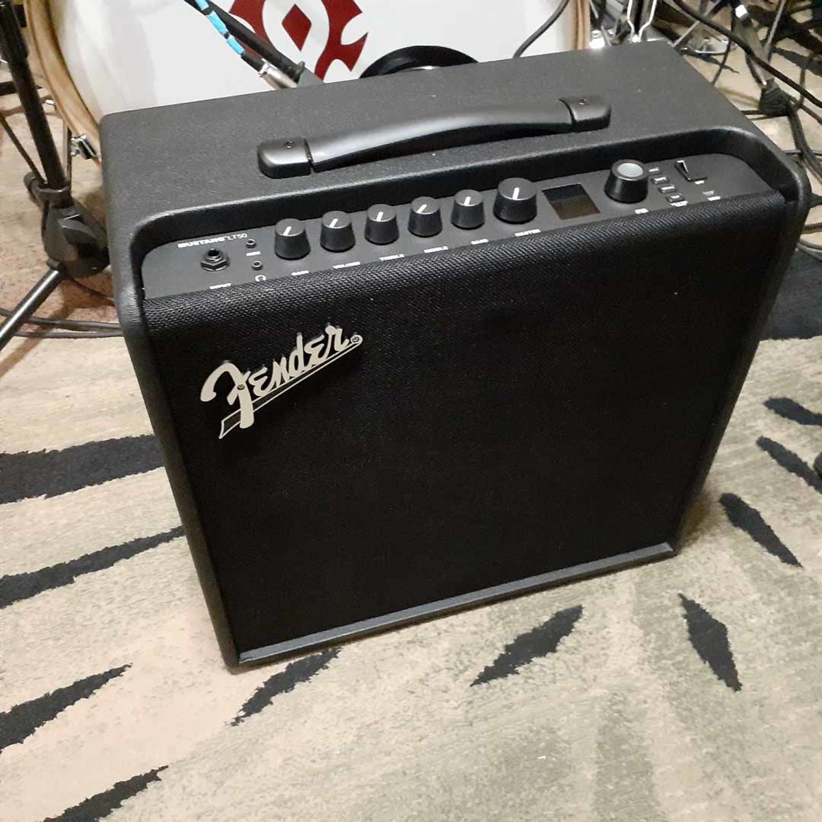 Amp Rig by jeremy_crockett featuring Fender Mustang LT50
