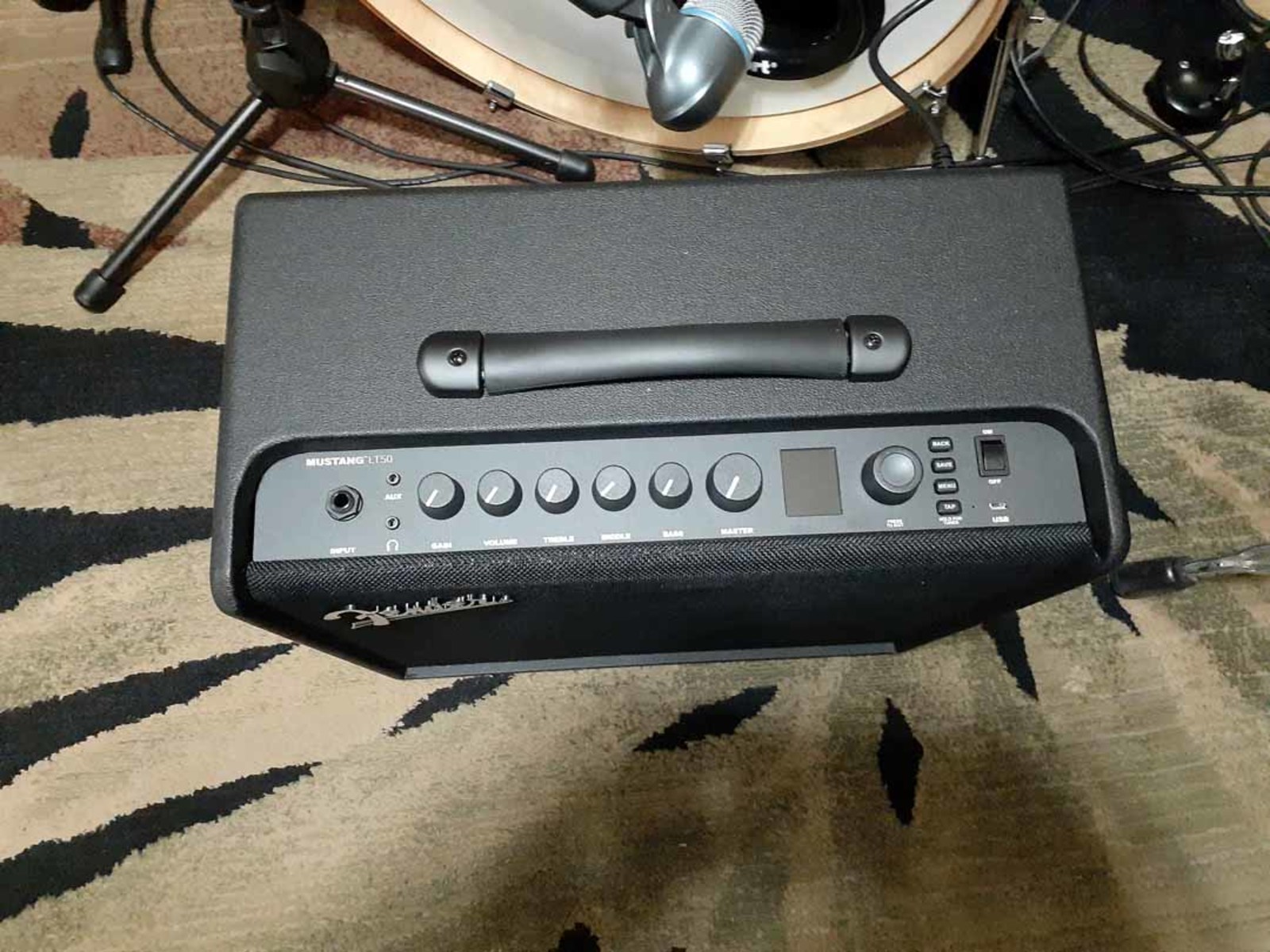 Amp Rig by jeremy_crockett featuring Fender Mustang LT50