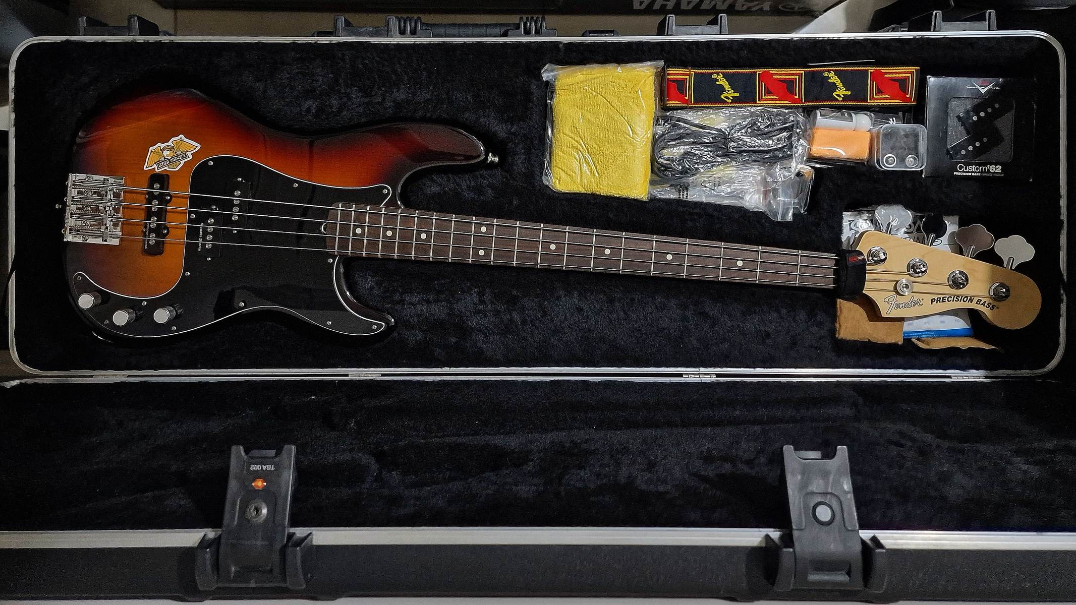 Music Gear Setup by kiripunk featuring Fender American Performer Precision Bass - with Rosewood Fingerboard