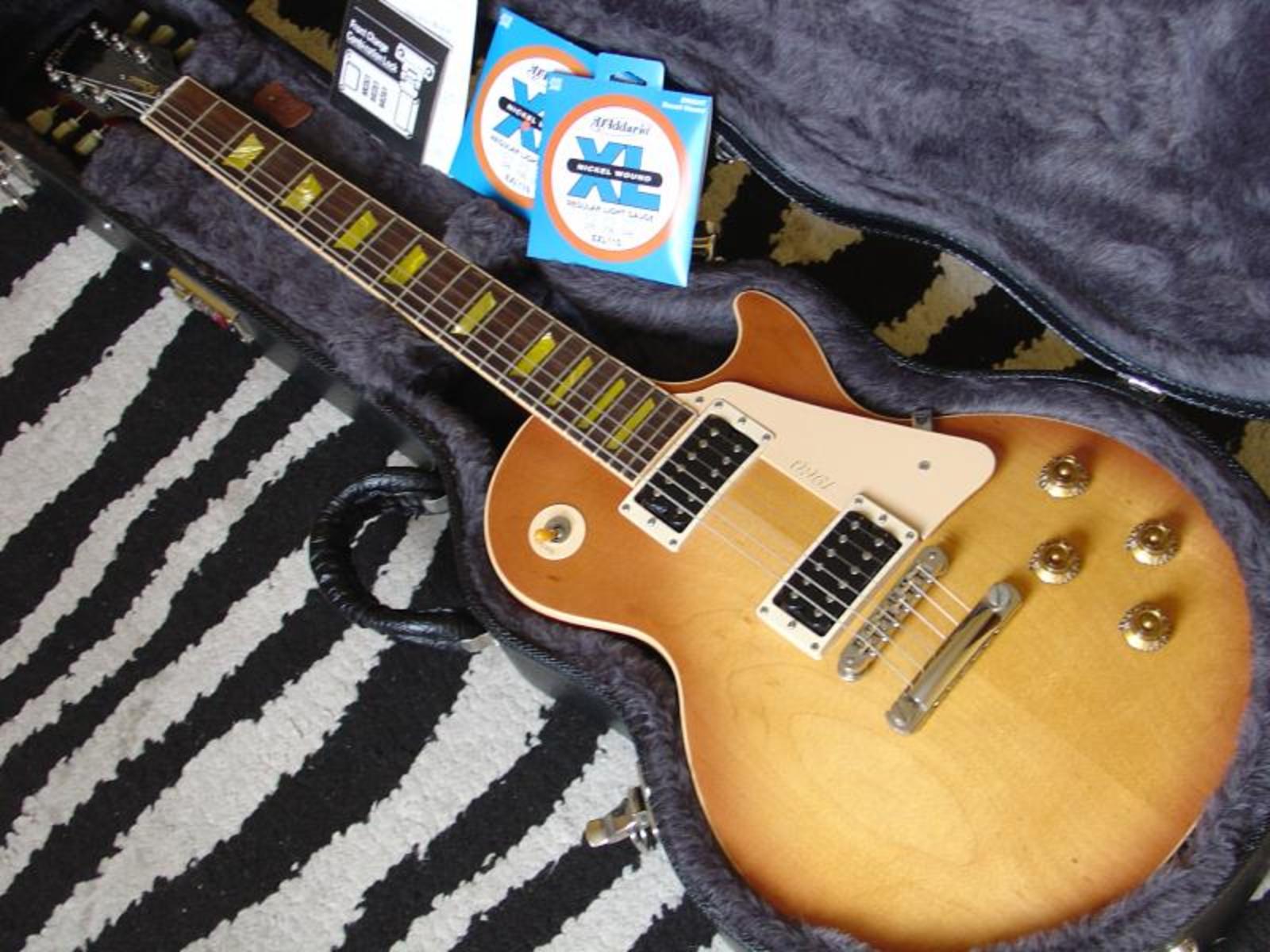 Music Gear Setup by solebruva featuring Gibson Les Paul Classic 1960