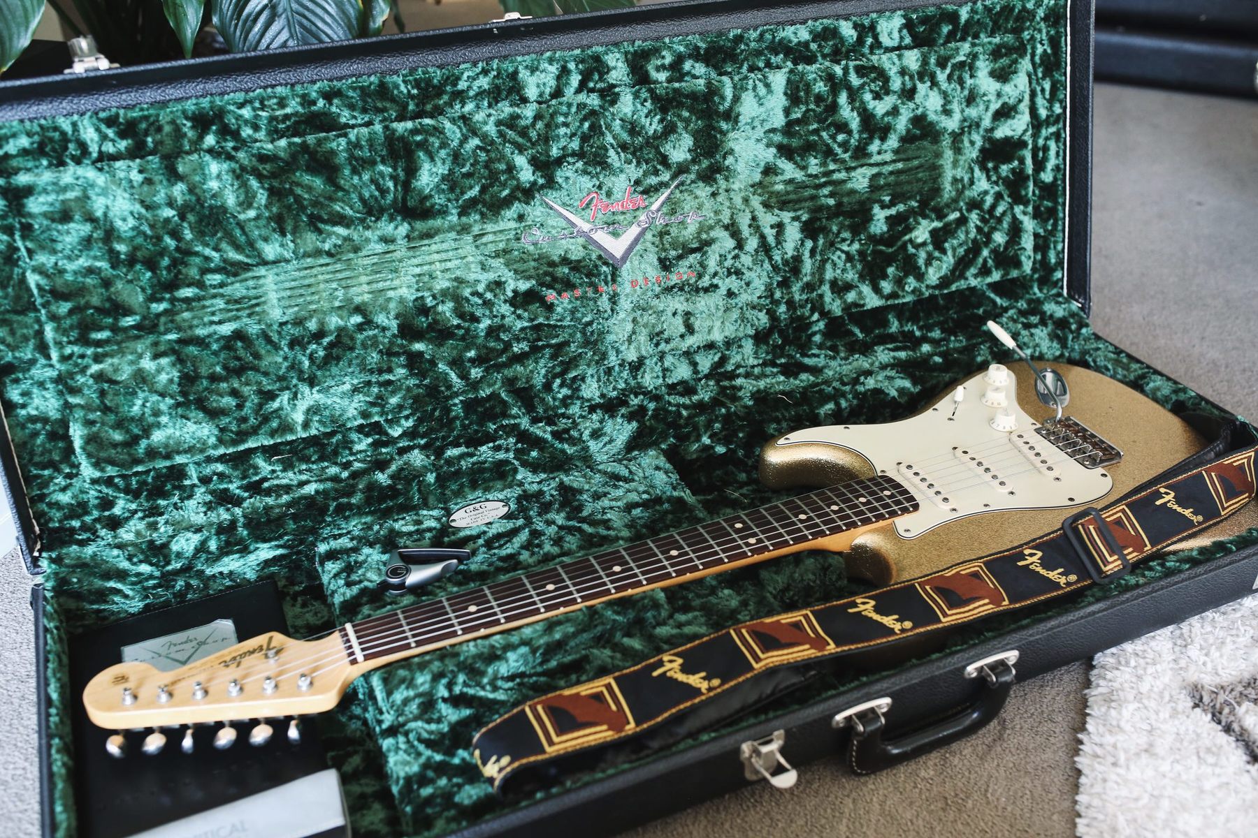 Music Gear Setup by chadbarnier featuring Fender Custom Shop '64 Reissue Stratocaster Relic