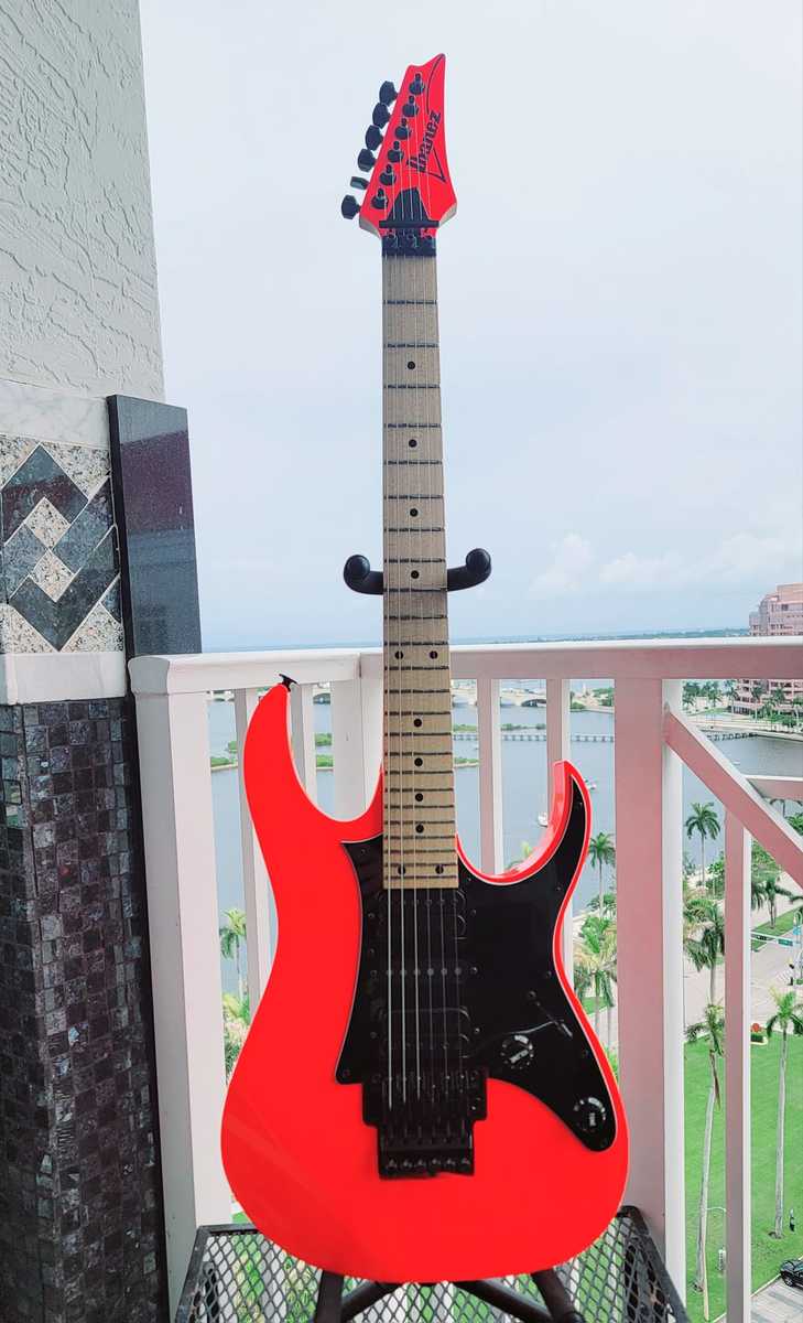 luxuszoetic's music gear photo