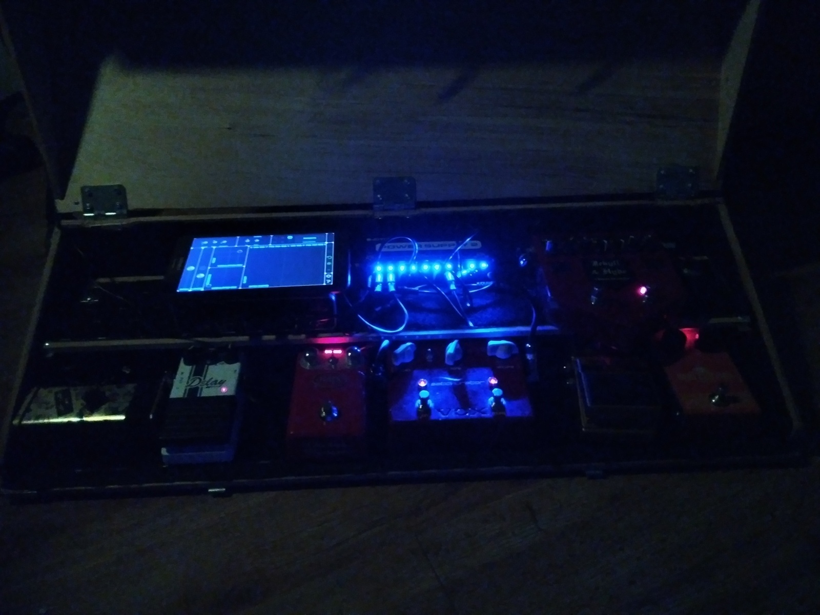 Pedalboard by nick_shishkanov featuring Visual Sound Jekyll & Hyde Ultimate Overdrive, Vox Joe Satriani Satchurator, and DigiTech XTD Tone Driver Overdrive Pedal and 3 more pieces of gear