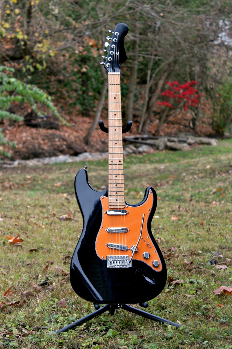Music Gear Setup by memoryloop featuring Glarry GST Strat