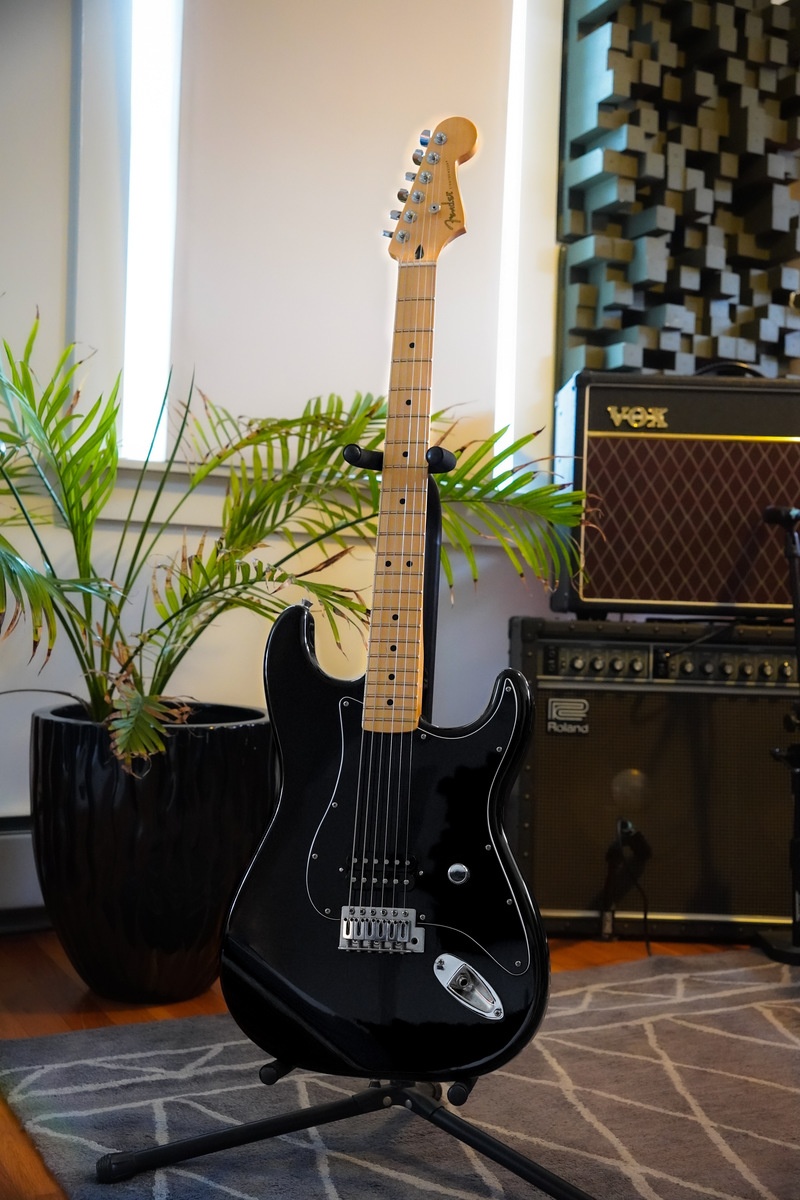 Studio Setup by nsemest182 featuring Fender Subsonic Baritone Stratocaster