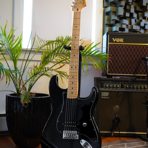 Fender Subsonic Baritone Stratocaster - What To Know & Where To