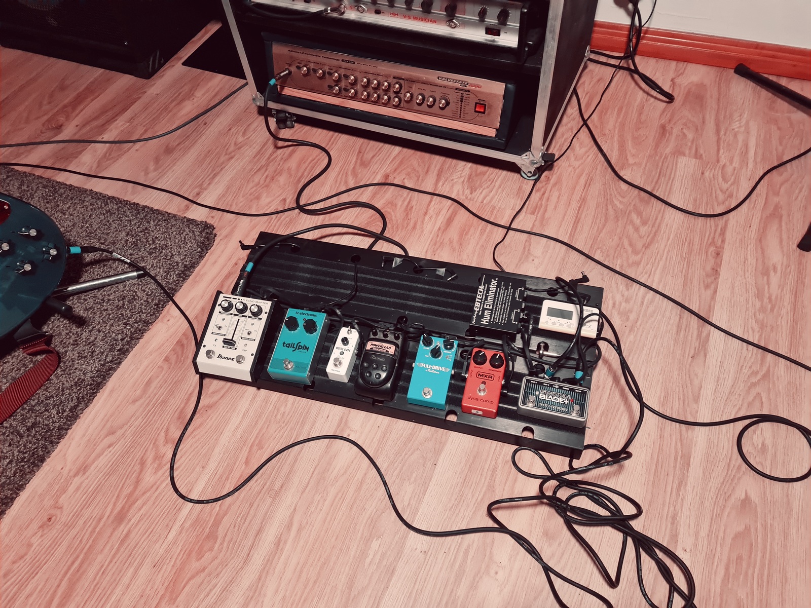 theemptycircle's music gear photo