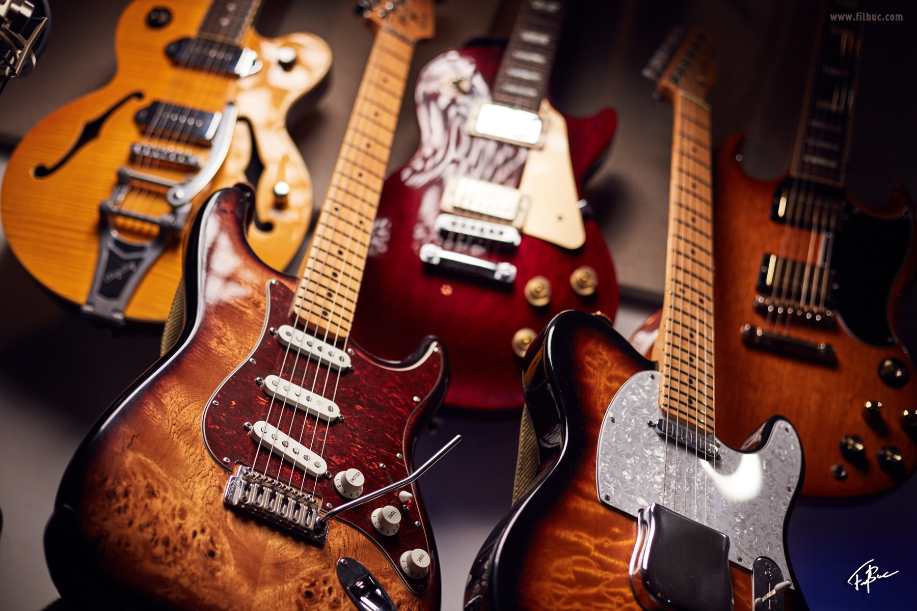 Studio Setup by filbuc featuring Gibson SG standard 2013
