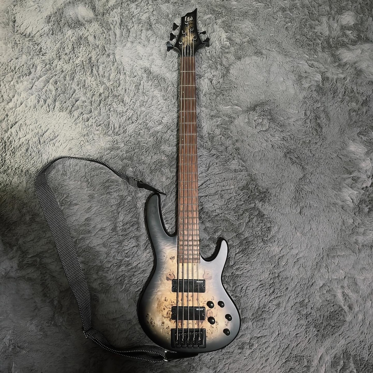 Music Gear Setup by kerze_mann featuring ESP Ltd D-5