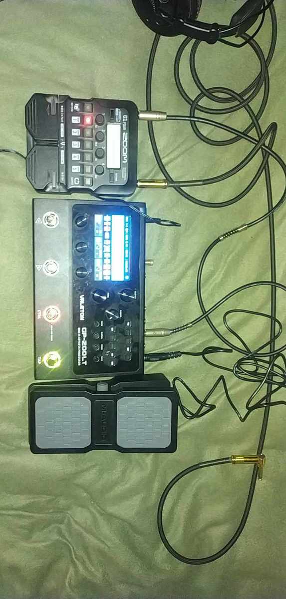Music Gear Setup by bananv15 featuring M-Audio EX-P Expression Pedal, Valeton GP-200LT Multi-Effects Processor, and Zoom G1 Four
