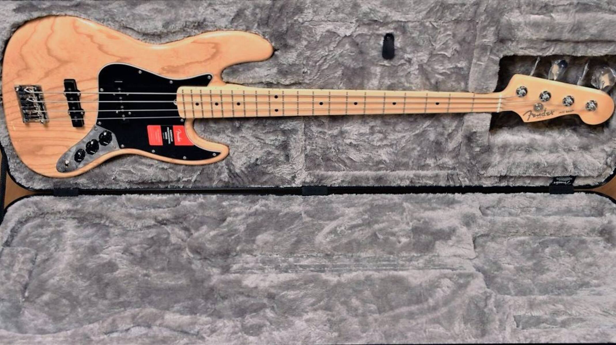 Music Gear Setup by kiripunk featuring Fender American Professional Jazz Bass