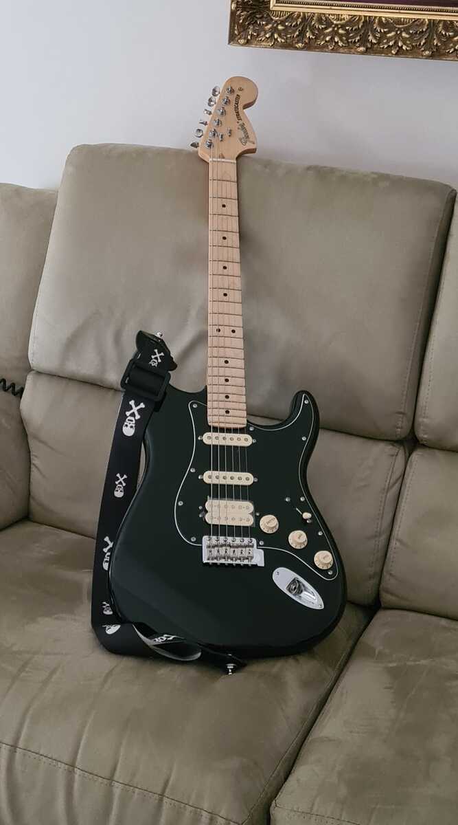 Music Gear Setup by kiripunk featuring Fender American Performer Stratocaster HSS