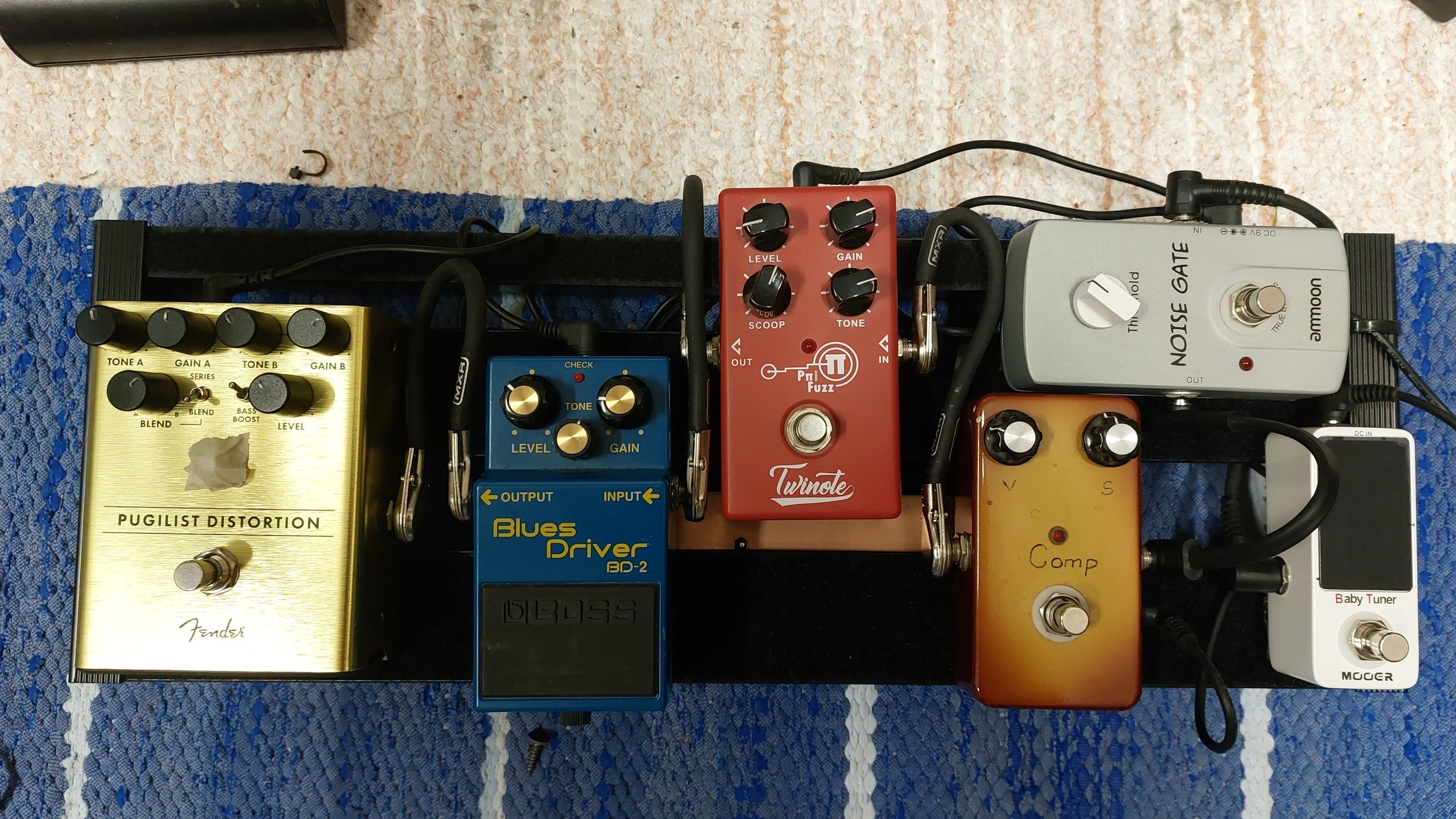 Country Pedalboard by audibletrust featuring Boss BD-2 Blues Driver, Fender Pugilist Distortion, and Twinote Guitar Pedal Pi FUZZ and 1 more piece of gear