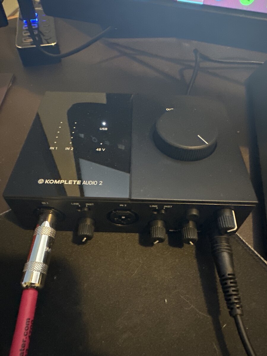 Studio Setup by creck featuring Native Instruments Komplete Audio 2