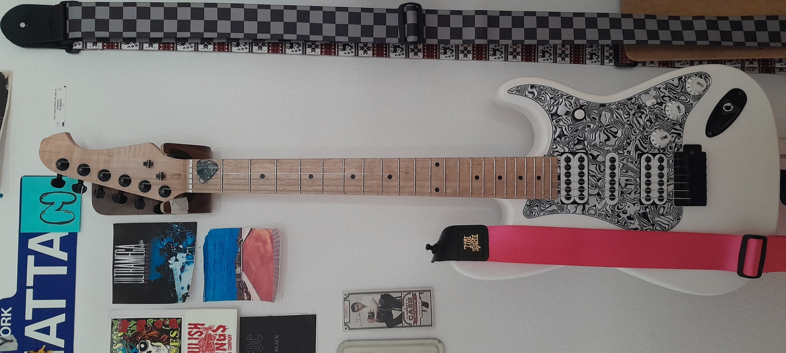 Music Gear Setup by spice_climate featuring Indio by Monoprice Cali Classic Electric Guitar