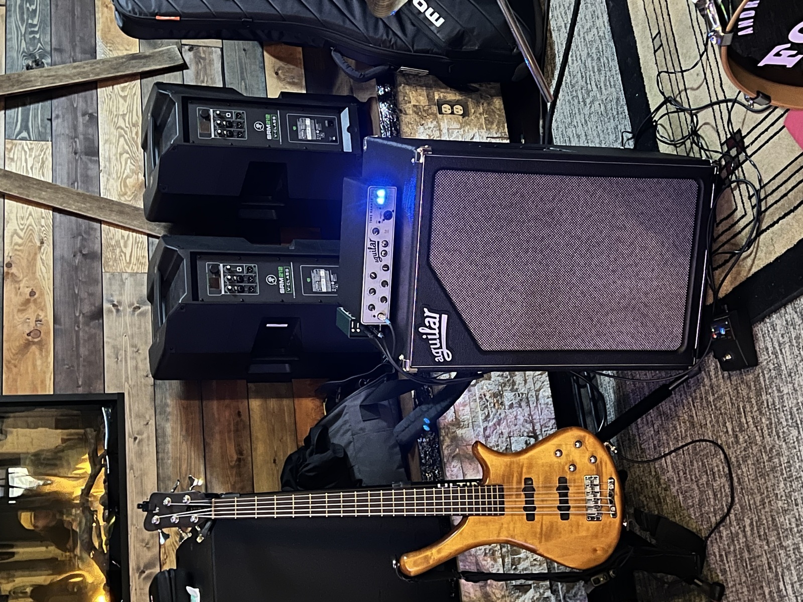 Aguilar Live Rig by nwlou featuring Aguilar Tone Hammer 700, Aguilar SL 212 - 2x12" 500-watt 4 ohm Bass Cabinet, and Warwick Fortress 5