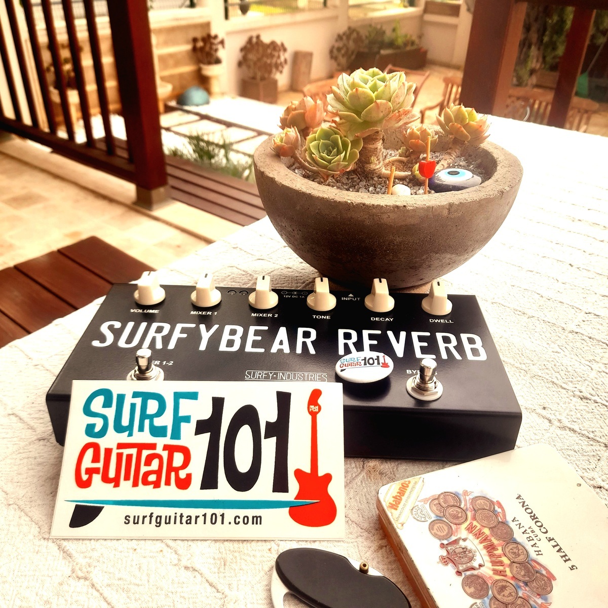 Pedalboard by nacho_grande featuring Surfy Industries Surfybear Compact V1