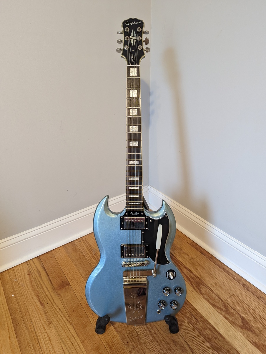 Music Gear Setup by dc86 featuring Epiphone SG "Les Paul Custom" Pelham Blue with Mastero