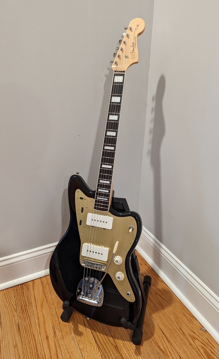 Music Gear Setup by dc86 featuring Fender FSR Made in Japan Traditional 60s Jazzmaster