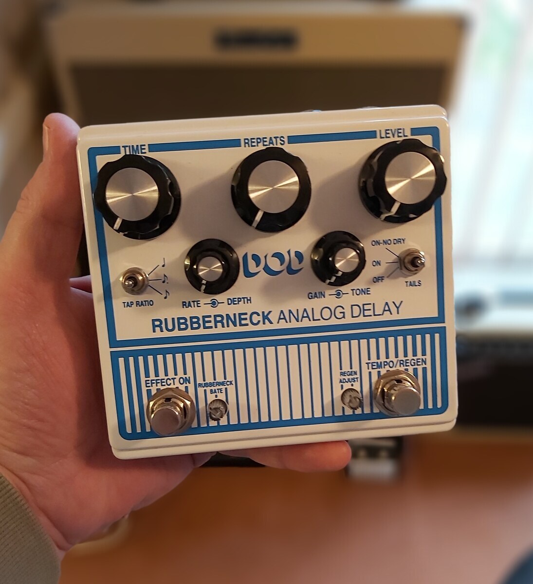 Pedalboard by lloydys featuring DOD Rubberneck Analog Delay