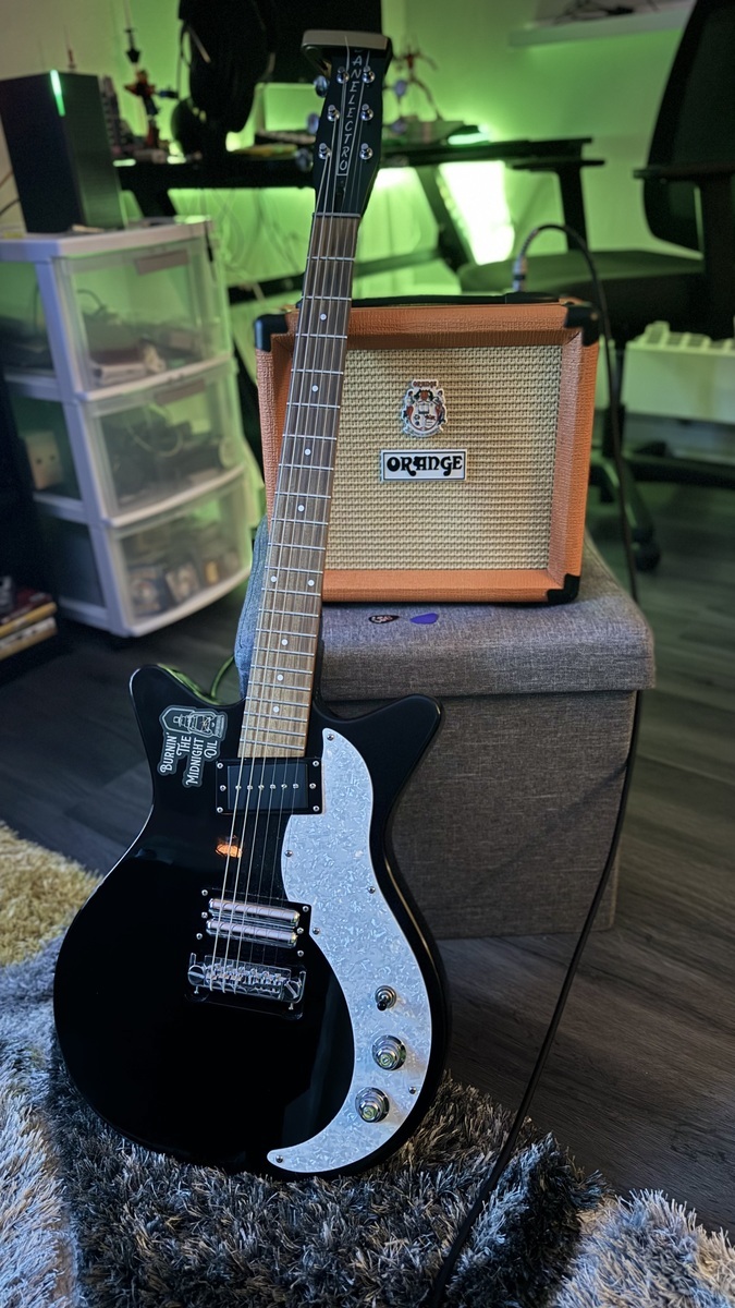 Orange Amp Rig by evan_jb featuring Orange Crush 12 and Danelectro 59x