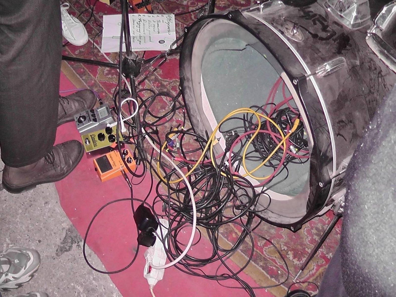 Music Gear Setup by andrianchobanu featuring Boss DS-1 Distortion, TC Electronic Cinders Overdrive, and Zoom MS-50G Multistomp