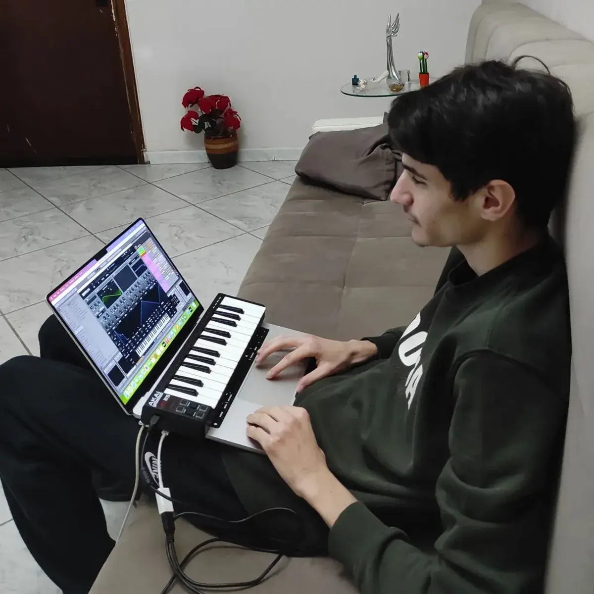 Music Gear Setup by lukeparlato featuring Akai LPK25
