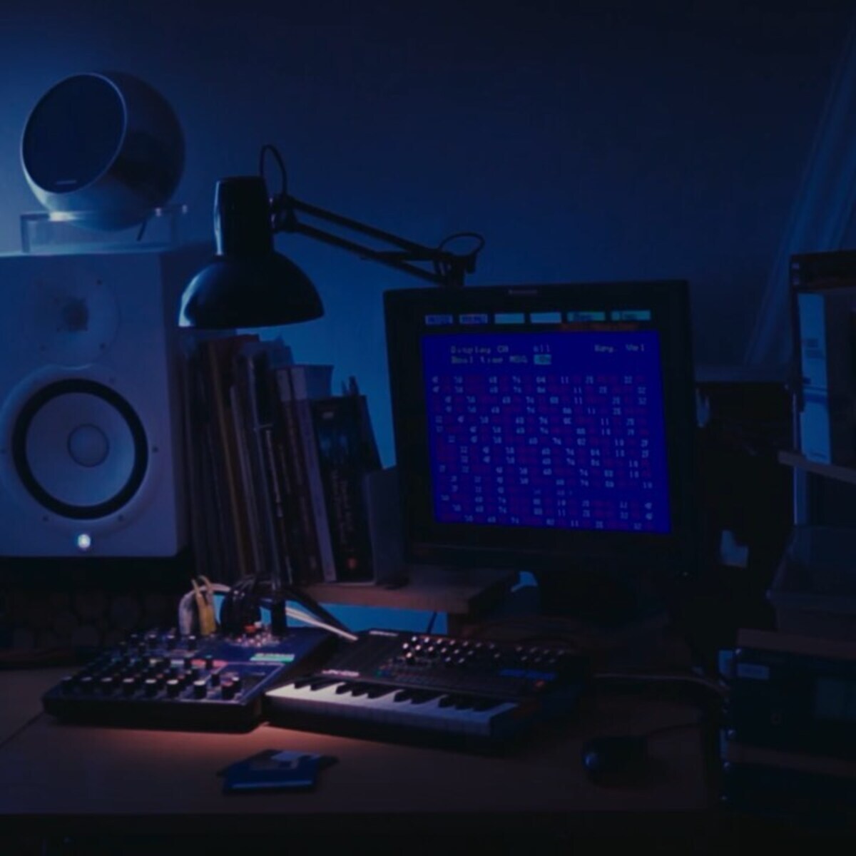 Studio Setup by compilerbau featuring Roland S-330