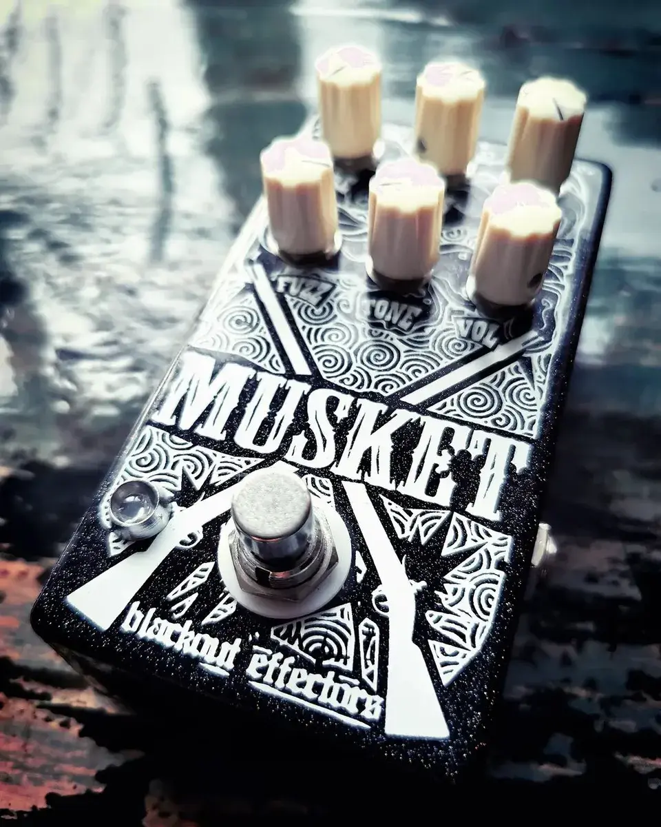 Pedalboard by the_pedalboard_orchestra featuring Blackout Effectors Musket V2