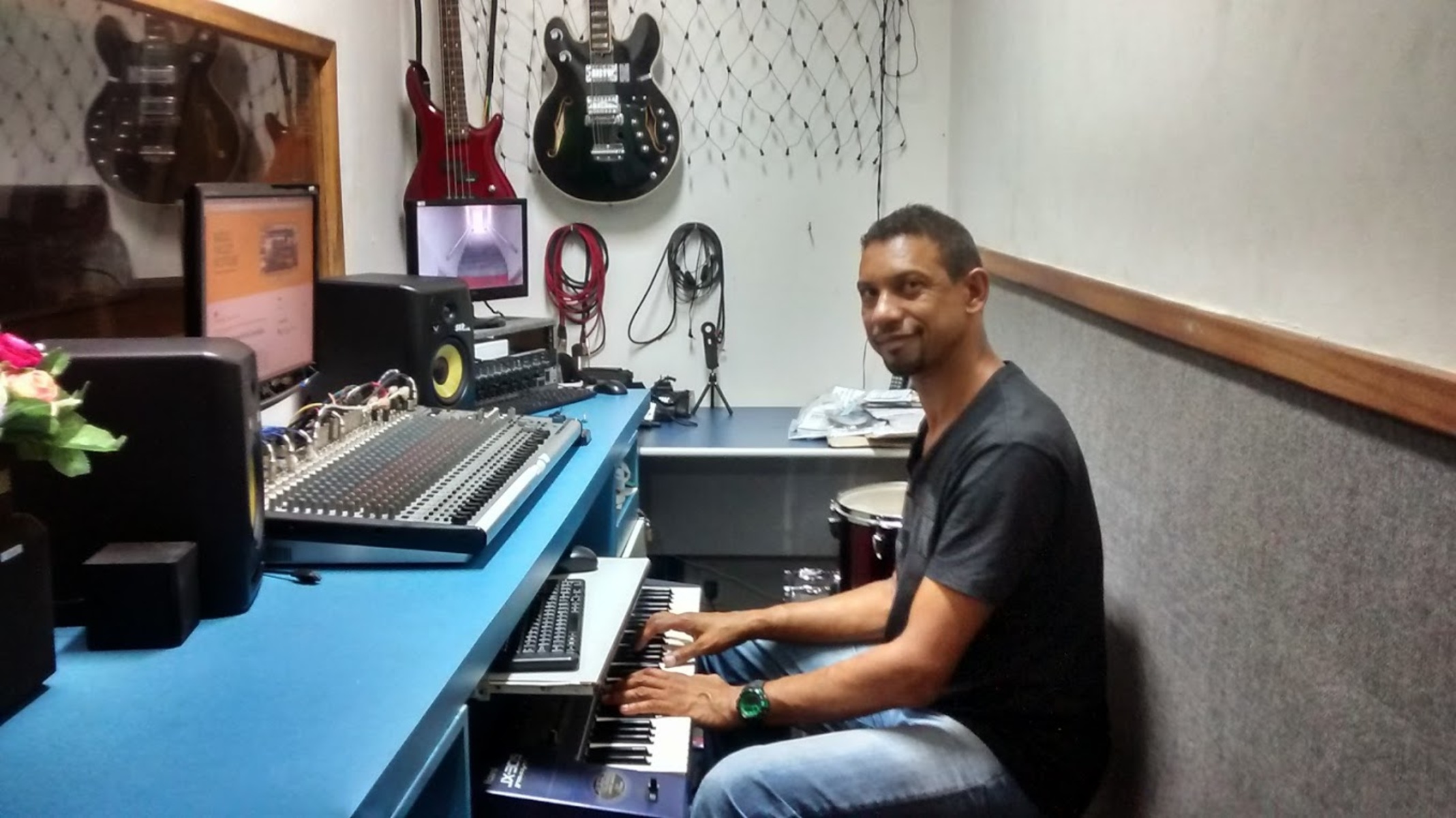 saulovalley's music gear photo