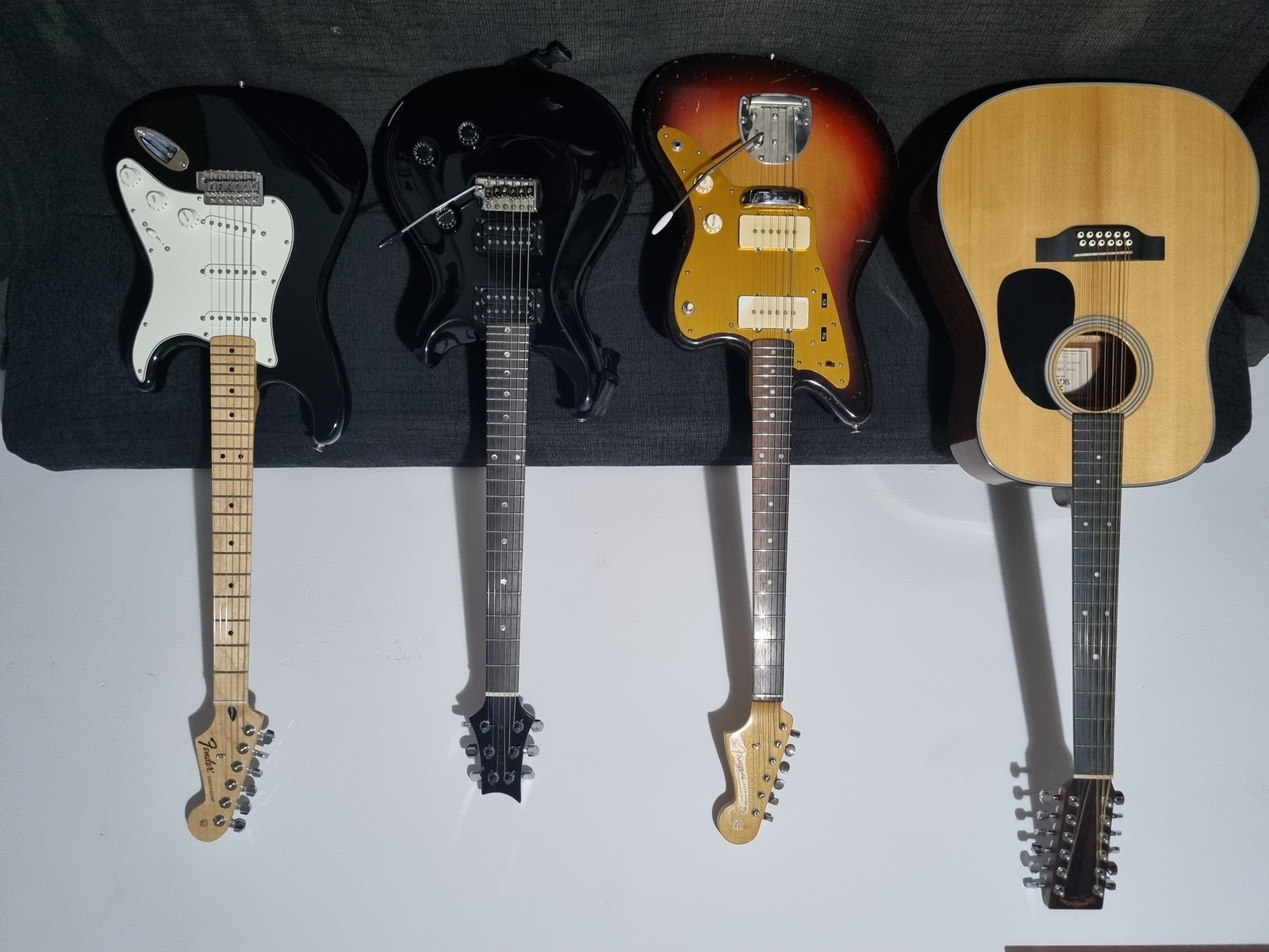 Music Gear Setup by licha_vece featuring Sigma DM12-1ST, Frugoni Jazzmaster 1959, and PRS Standard 24 and 1 more piece of gear