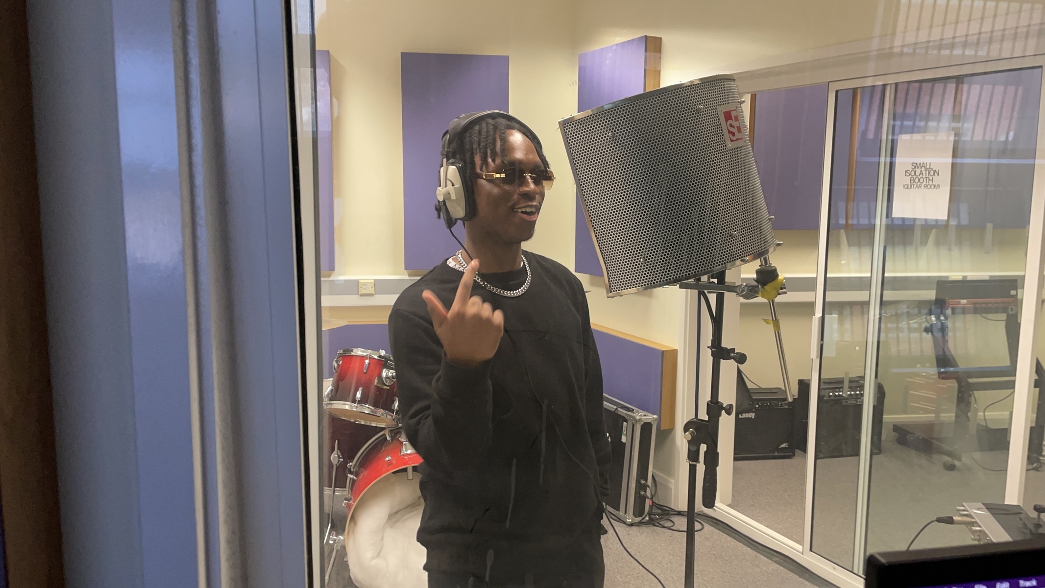 Studio Setup by kingdcn featuring sE Electronics X1 Studio Bundle