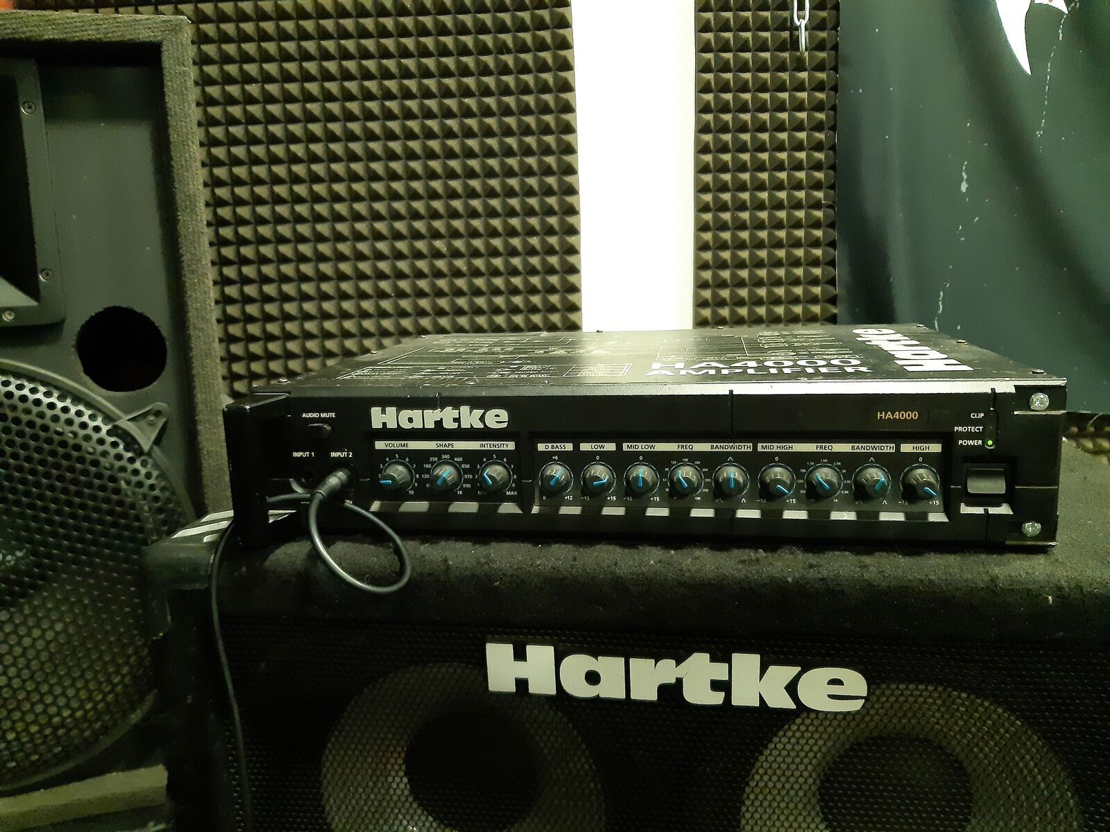 Music Gear Setup by bohol featuring Hartke HA4000