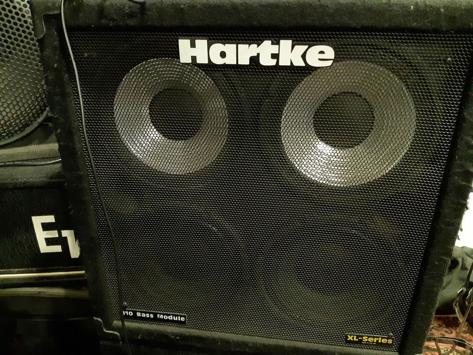 Music Gear Setup by bohol featuring Hartke 410XL Bass Cabinet