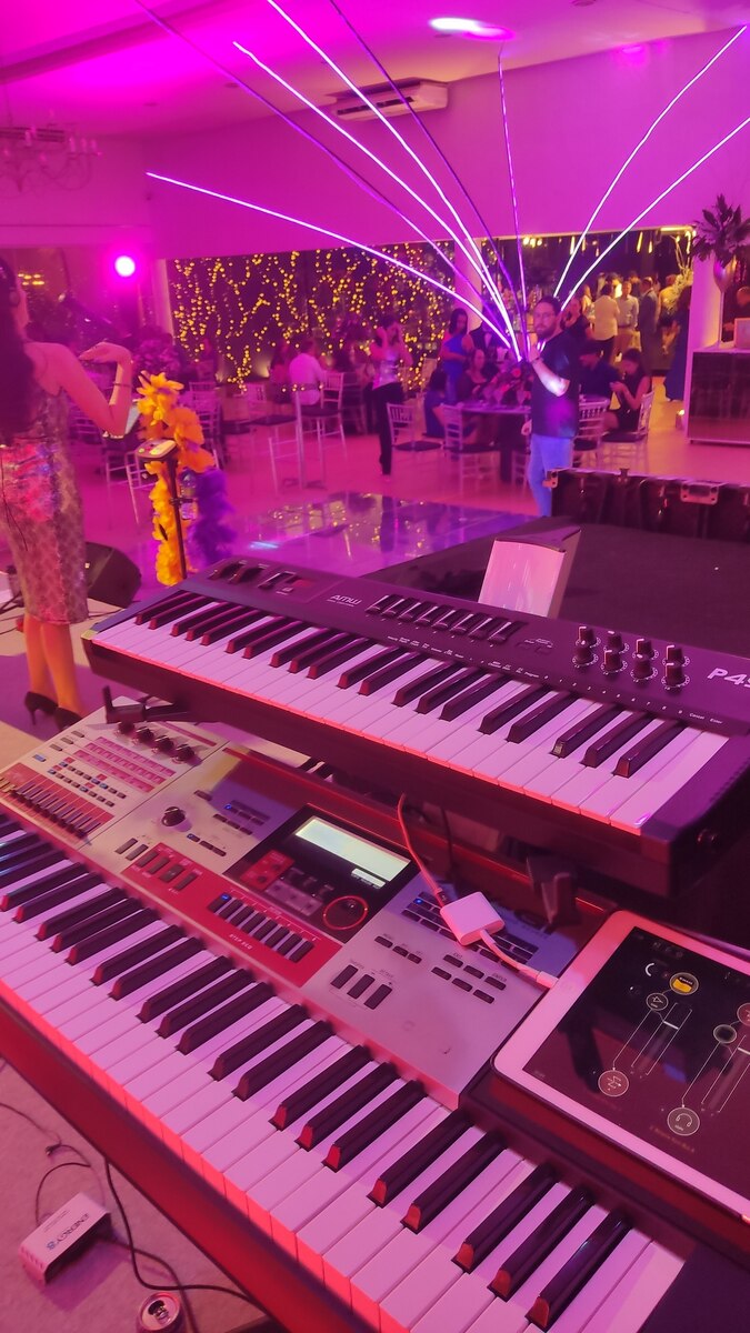 voluminum's music gear photo
